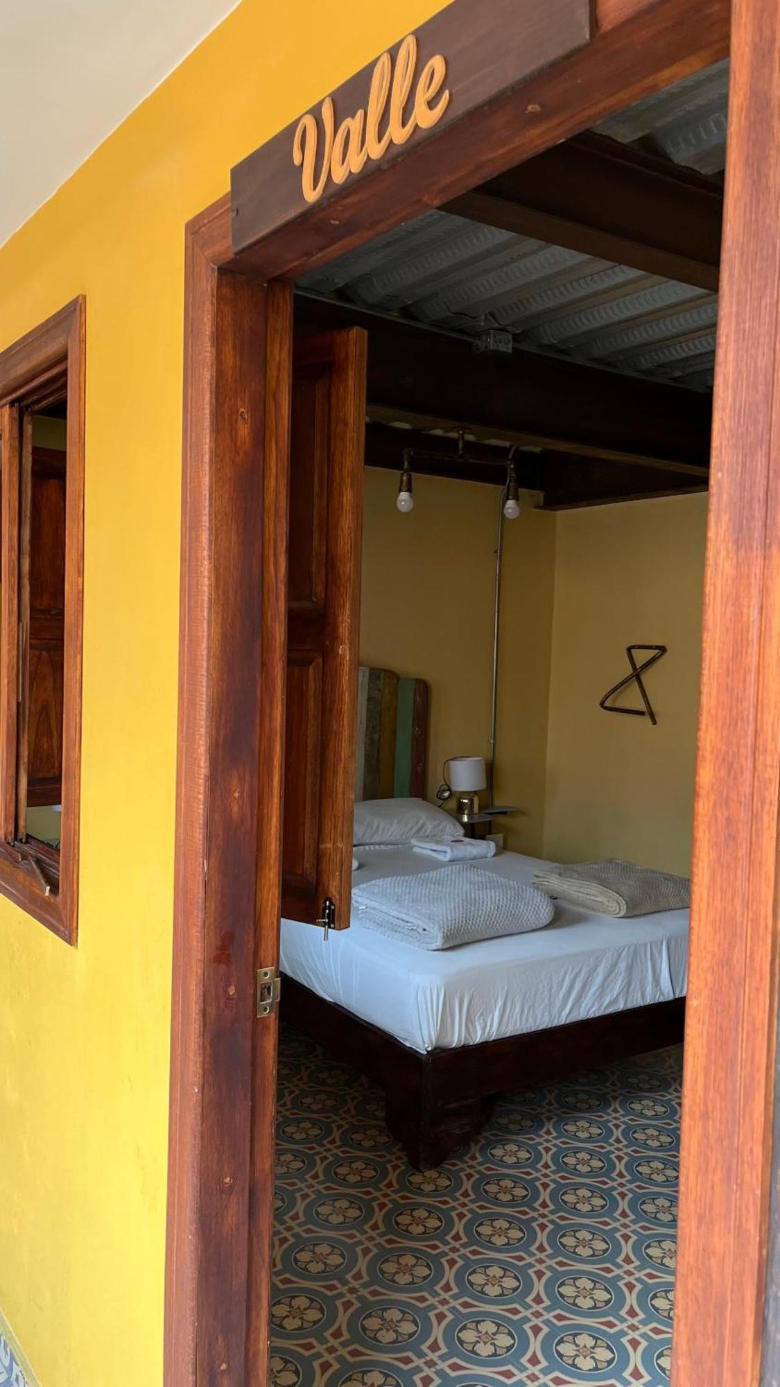 Hostal Casa Astromelia Bogotá Exteriör bild