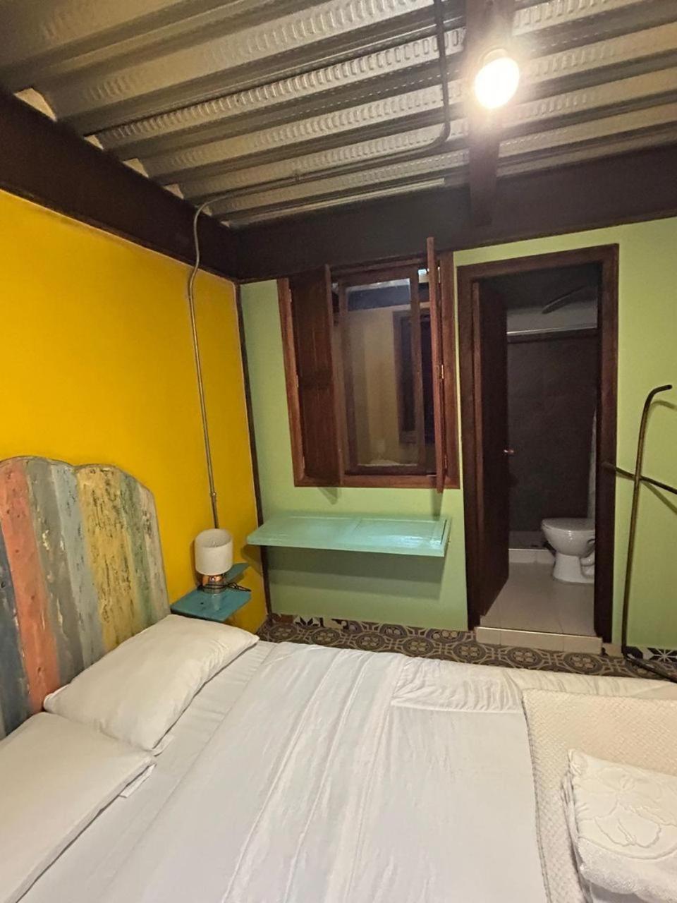 Hostal Casa Astromelia Bogotá Exteriör bild